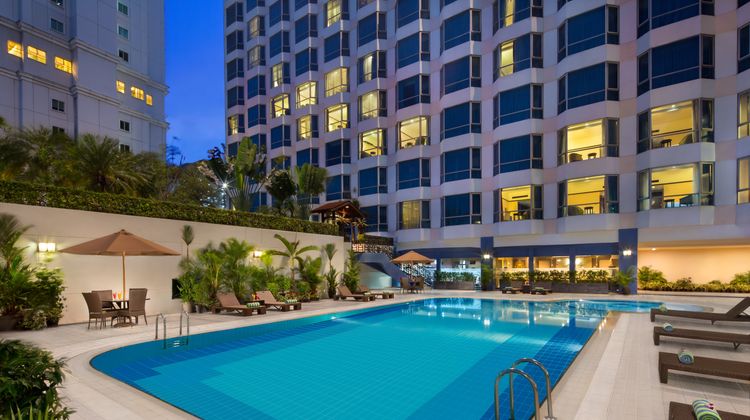 Millennium Hotel Sirih Jakarta Pool