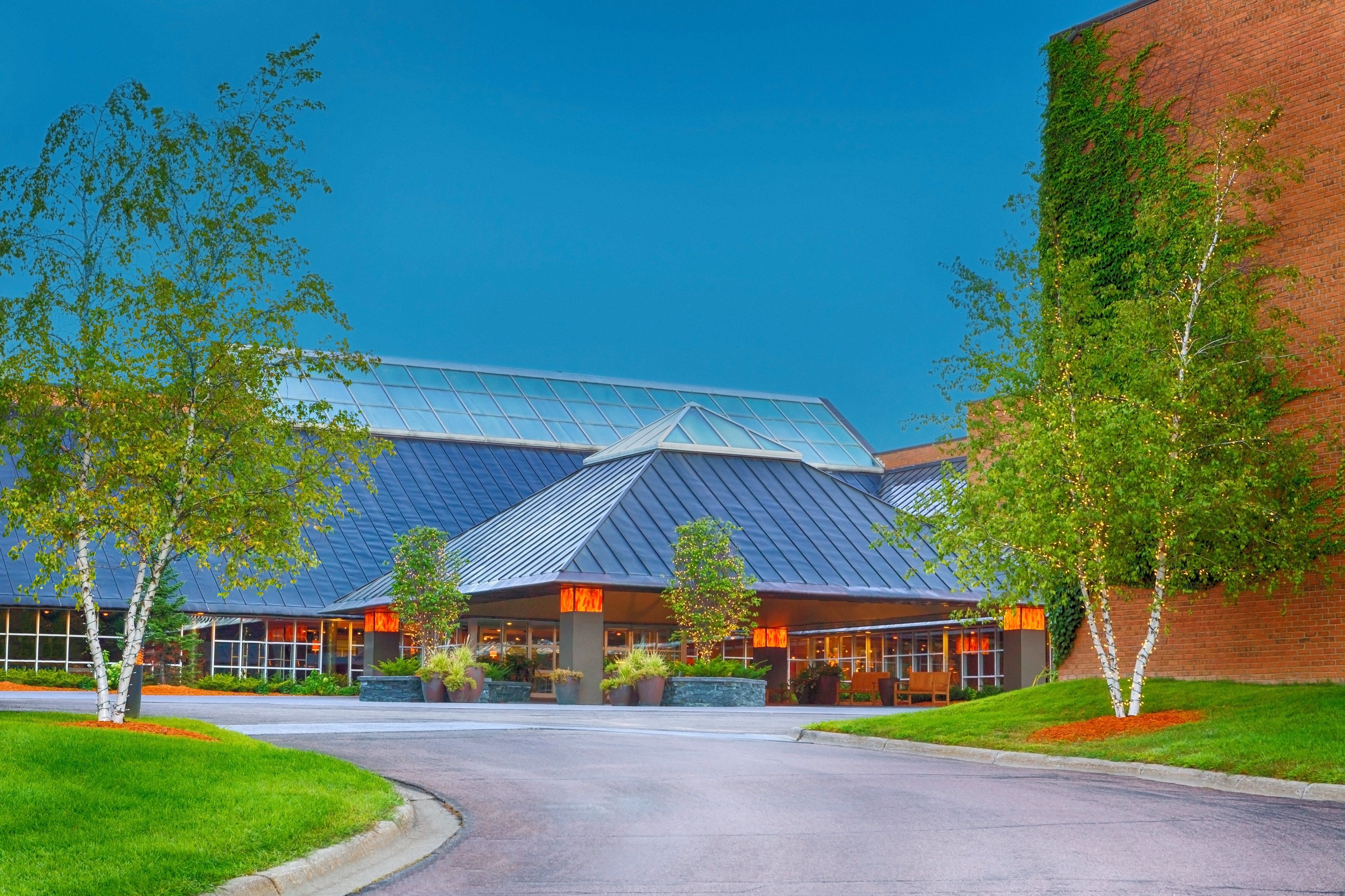 Crowne Plaza Hotel Minneapolis West- First Class Plymouth, MN