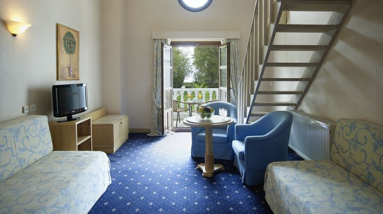<b>Mitsis Galini Wellness Spa & Resort Room</b>. Images powered by <a href="https://www.leonardoworldwide.com/" title="Leonardo Worldwide" target="_blank">Leonardo</a>.