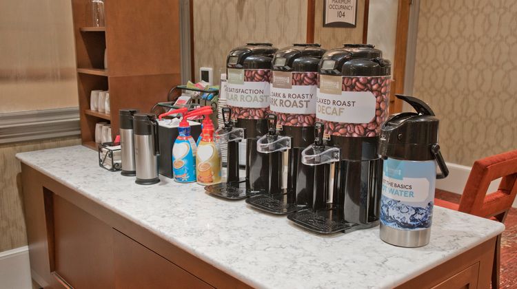 Staybridge Suites Baltimore-Inner Harbor Room