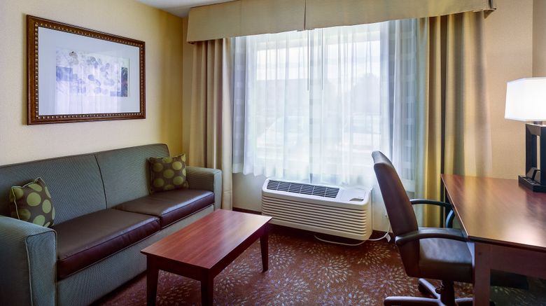 <b>Holiday Inn Express Hotel & Suites Room</b>. Images powered by <a href="https://www.leonardoworldwide.com/" title="Leonardo Worldwide" target="_blank">Leonardo</a>.