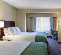 Holiday Inn Express Hotel & Suites Room