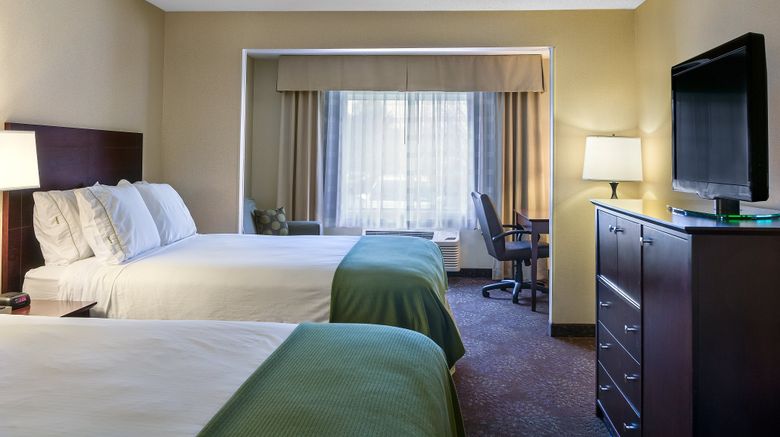 <b>Holiday Inn Express Hotel & Suites Room</b>. Images powered by <a href="https://www.leonardoworldwide.com/" title="Leonardo Worldwide" target="_blank">Leonardo</a>.