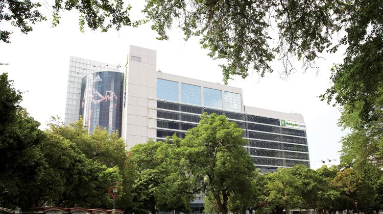 Holiday Inn Express Taichung Park Exterior