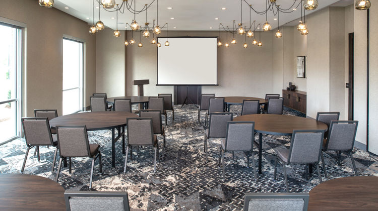 Holiday Inn Boston Logan Airport-Chelsea Meeting