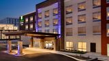 Holiday Inn Express/Suites Cincinnati NE Exterior