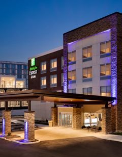 Holiday Inn Express/Suites Cincinnati NE