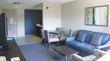 Holiday Inn Hotel & Suites Suite