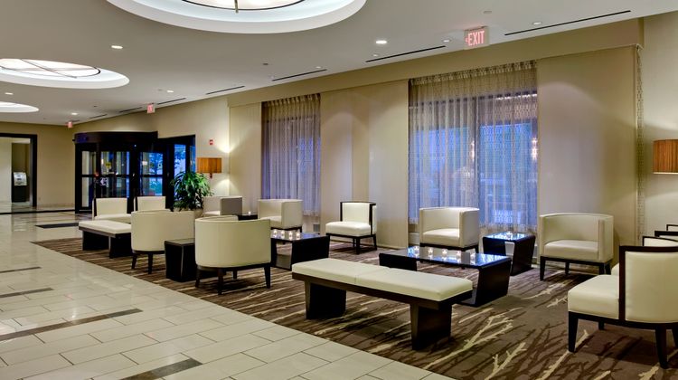 Crowne Plaza Chicago O'Hare Hotel & Conf Exterior