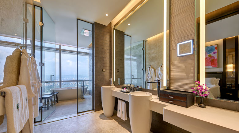 <b>Banyan Tree Kuala Lumpur Room</b>. Images powered by <a href="https://www.leonardoworldwide.com/" title="Leonardo Worldwide" target="_blank">Leonardo</a>.