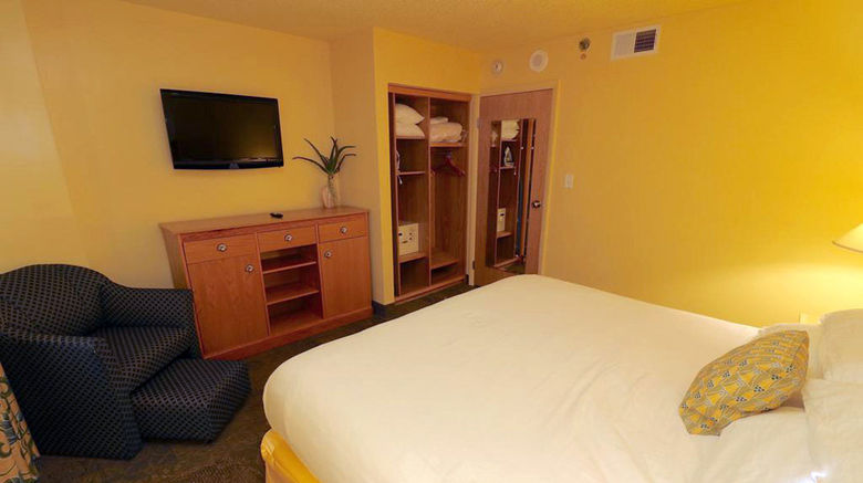 <b>Ocean Key Resort Suite</b>. Images powered by <a href="https://www.leonardoworldwide.com/" title="Leonardo Worldwide" target="_blank">Leonardo</a>.