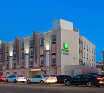 Holiday Inn Express West Los Angeles Exterior