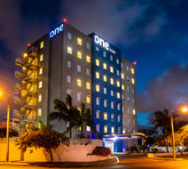 One Cancun Centro Exterior