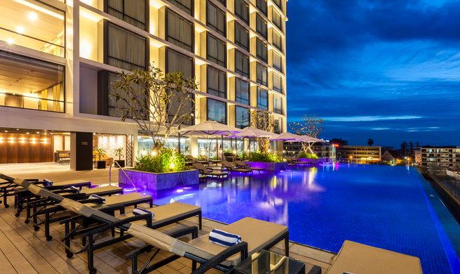 Crowne Plaza Vientiane Exterior