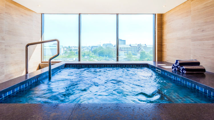 Crowne Plaza Vientiane Pool