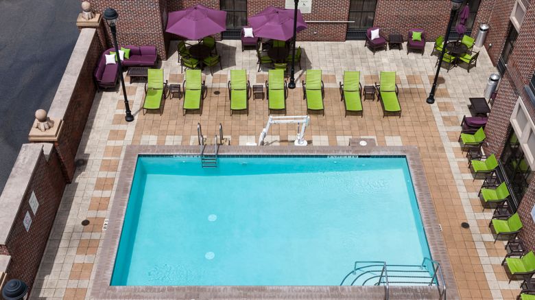 <b>Holiday Inn Savannah Historic District Pool</b>. Images powered by <a href="https://www.leonardoworldwide.com/" title="Leonardo Worldwide" target="_blank">Leonardo</a>.