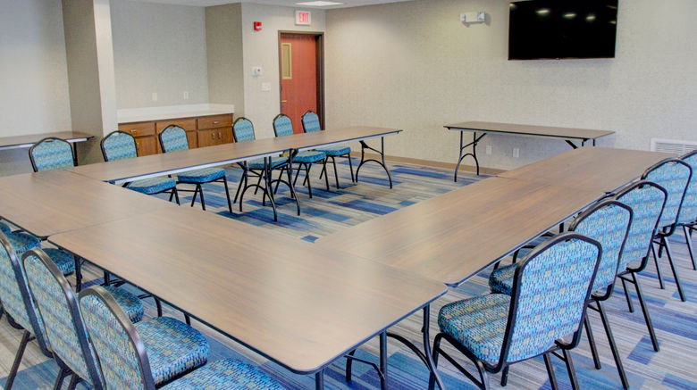 <b>Holiday Inn Express and Suites Meeting</b>. Images powered by <a href="https://www.leonardoworldwide.com/" title="Leonardo Worldwide" target="_blank">Leonardo</a>.