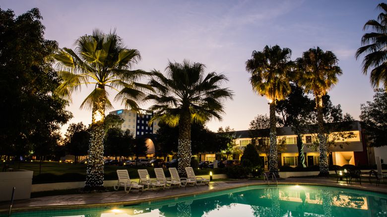 <b>Fiesta Inn San Luis Potosi Glorieta Pool</b>. Images powered by <a href="https://www.leonardoworldwide.com/" title="Leonardo Worldwide" target="_blank">Leonardo</a>.