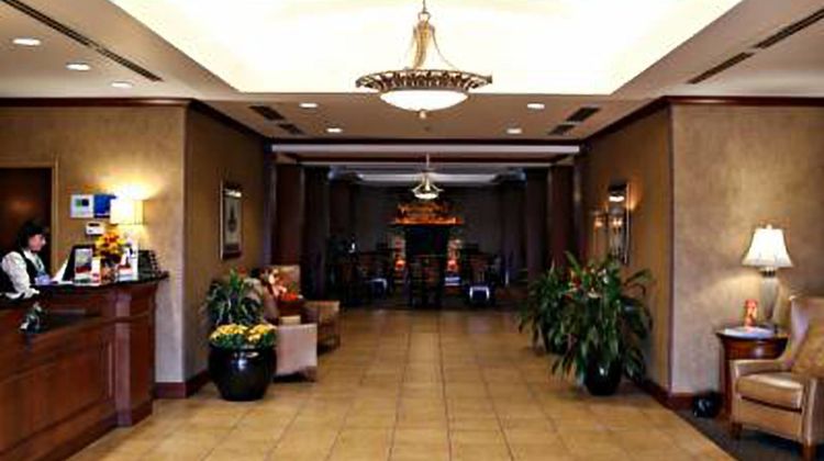 Holiday Inn Express Hotel & Suites Exterior
