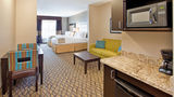 Holiday Inn Express & Suites St. Joseph Suite