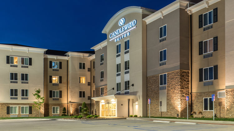 Candlewood Suites Columbia Hwy 63 & I-70 Exterior