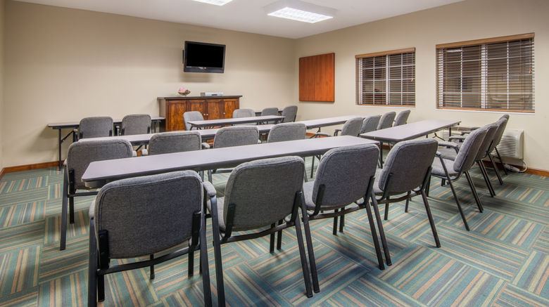 <b>Candlewood Suites Jefferson City Meeting</b>. Images powered by <a href="https://www.leonardoworldwide.com/" title="Leonardo Worldwide" target="_blank">Leonardo</a>.