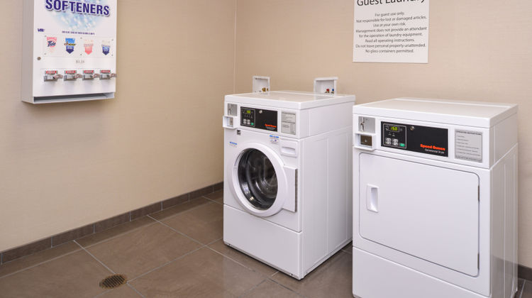 Holiday Inn Express & Suites Bridgeport Other