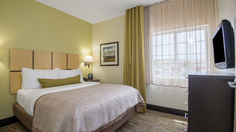 <b>Candlewood Suites Jefferson City Suite</b>. Images powered by <a href="https://www.leonardoworldwide.com/" title="Leonardo Worldwide" target="_blank">Leonardo</a>.