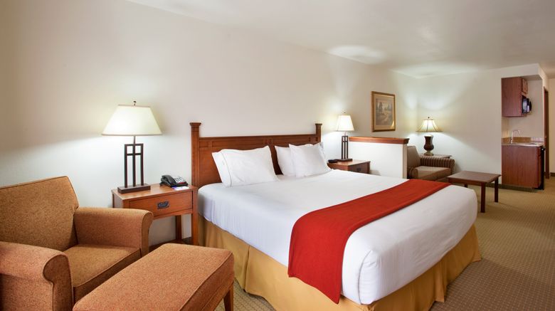 <b>Holiday Inn Express Hotel & Suites Suite</b>. Images powered by <a href="https://www.leonardoworldwide.com/" title="Leonardo Worldwide" target="_blank">Leonardo</a>.