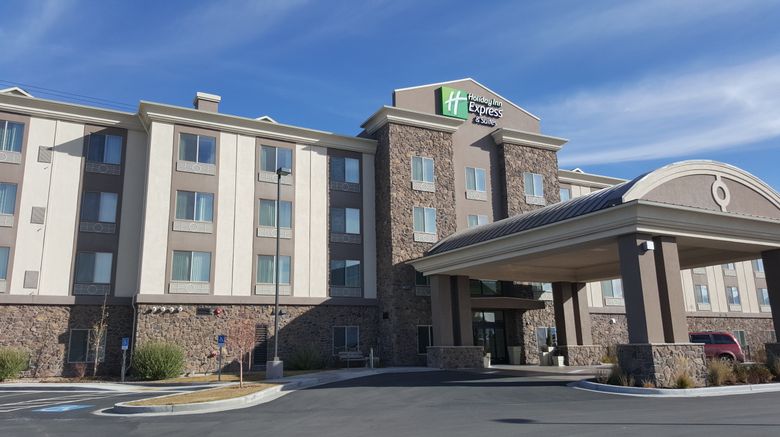 <b>Holiday Inn Express & Stes Springville Exterior</b>. Images powered by <a href="https://www.leonardoworldwide.com/" title="Leonardo Worldwide" target="_blank">Leonardo</a>.