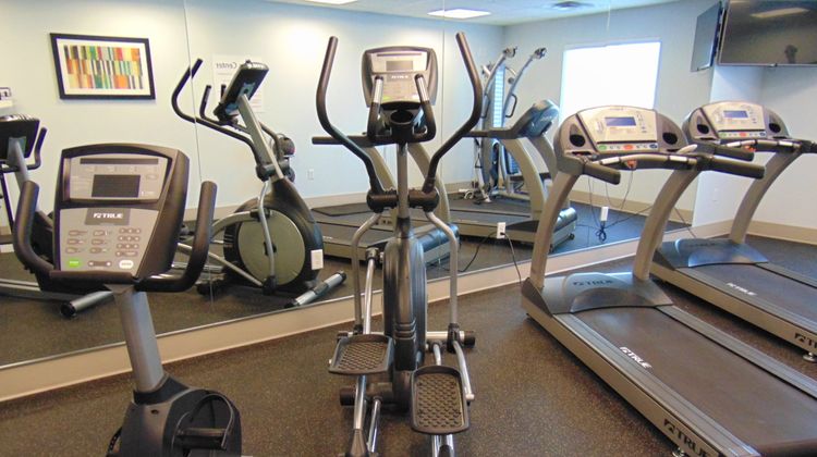 Holiday Inn Express & Stes Springville Health Club