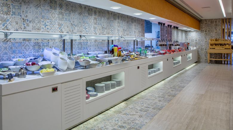 <b>Holiday Inn Antalya-Lara Lobby</b>. Images powered by <a href="https://www.leonardoworldwide.com/" title="Leonardo Worldwide" target="_blank">Leonardo</a>.
