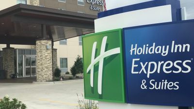 Holiday Inn Express & Suites-Medical Ctr