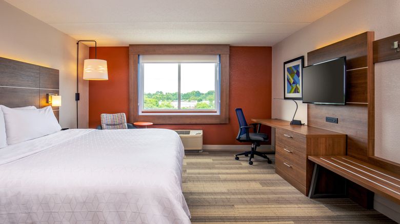 <b>Holiday Inn Express Chesapeake-Norfolk Suite</b>. Images powered by <a href="https://www.leonardoworldwide.com/" title="Leonardo Worldwide" target="_blank">Leonardo</a>.