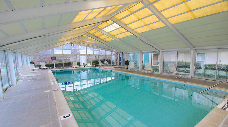 <b>Bay Club Resort Pool</b>. Images powered by <a href="https://www.leonardoworldwide.com/" title="Leonardo Worldwide" target="_blank">Leonardo</a>.