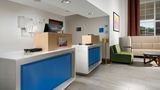 Holiday Inn Express/Stes Charlottesville Lobby
