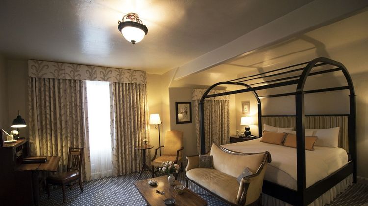 L'Auberge Carmel Room