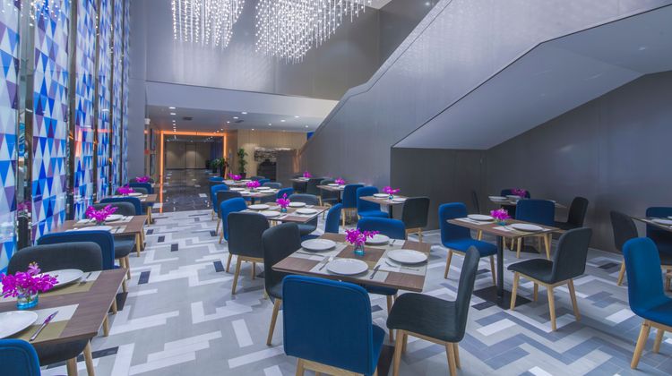 Holiday Inn Express Jinshan Restaurant