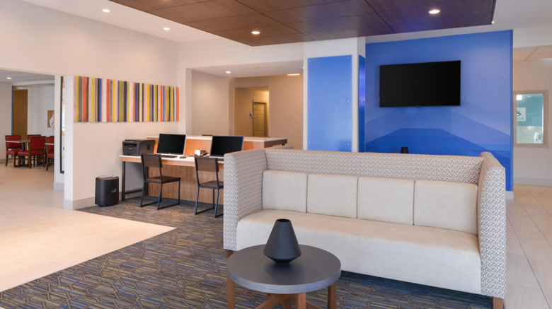 <b>Holiday Inn Express & Stes 120th & Maple Lobby</b>. Images powered by <a href="https://www.leonardoworldwide.com/" title="Leonardo Worldwide" target="_blank">Leonardo</a>.