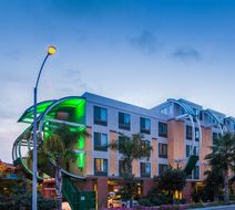 Holiday Inn Oceanside Camp Pendleton Exterior
