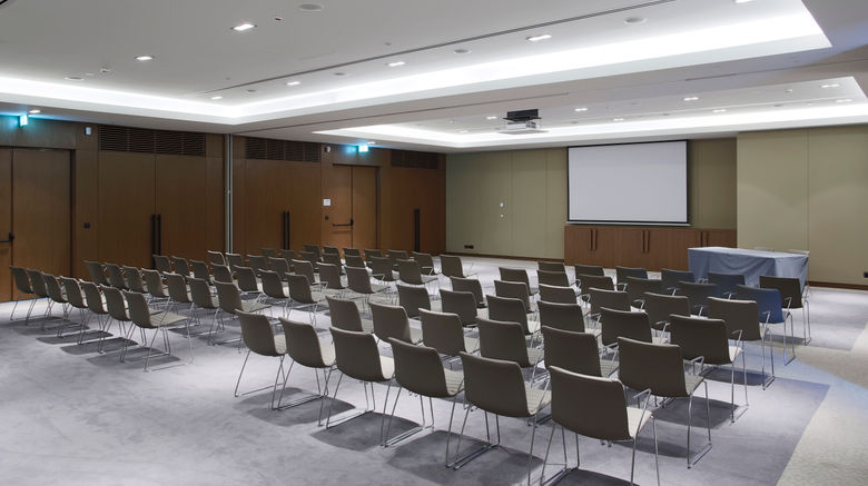 <b>Crowne Plaza Belgrade Meeting</b>. Images powered by <a href="https://www.leonardoworldwide.com/" title="Leonardo Worldwide" target="_blank">Leonardo</a>.