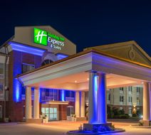 Holiday Inn Express Hotel & Suites Exterior