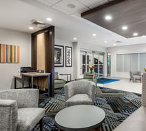 Holiday Inn Express & Suites Punta Gorda Lobby