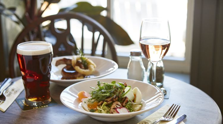 Bluebird Inn Restaurant