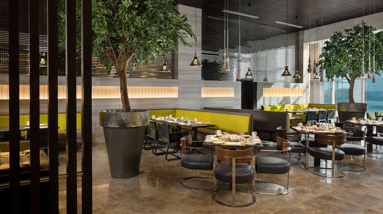 Beach Rotana Residences Restaurant