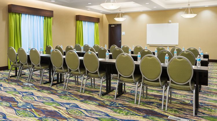 Holiday Inn Express & Suites Midland Meeting