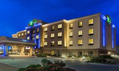 Holiday Inn Express & Suites Midland