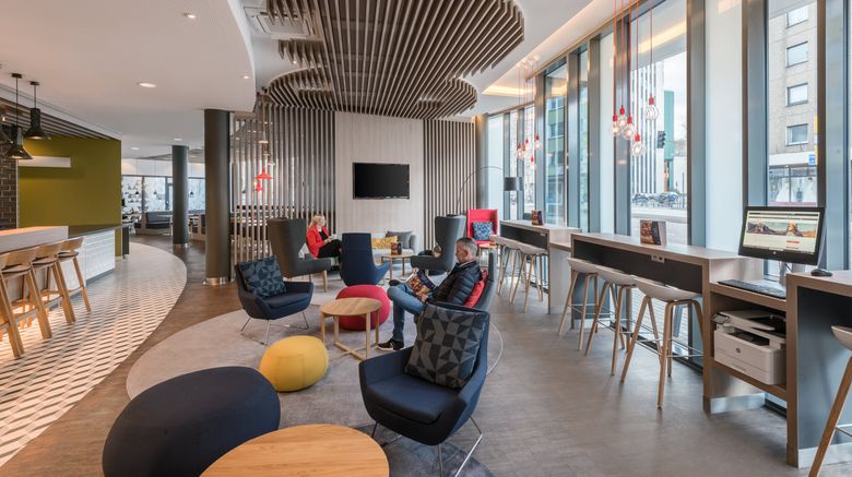 <b>Holiday Inn Express Siegen Lobby</b>. Images powered by <a href="https://www.leonardoworldwide.com/" title="Leonardo Worldwide" target="_blank">Leonardo</a>.