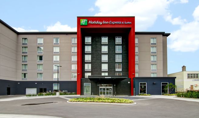 Holiday Inn Express & Suites Oshawa Exterior