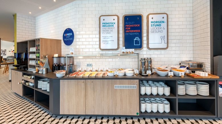 <b>Holiday Inn Express Siegen Restaurant</b>. Images powered by <a href="https://www.leonardoworldwide.com/" title="Leonardo Worldwide" target="_blank">Leonardo</a>.
